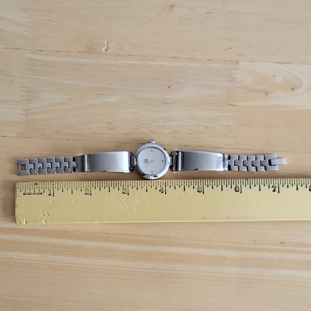 Vintage ESQ Diamond Chip Stainless Steel Watch - Picture 10 of 10
